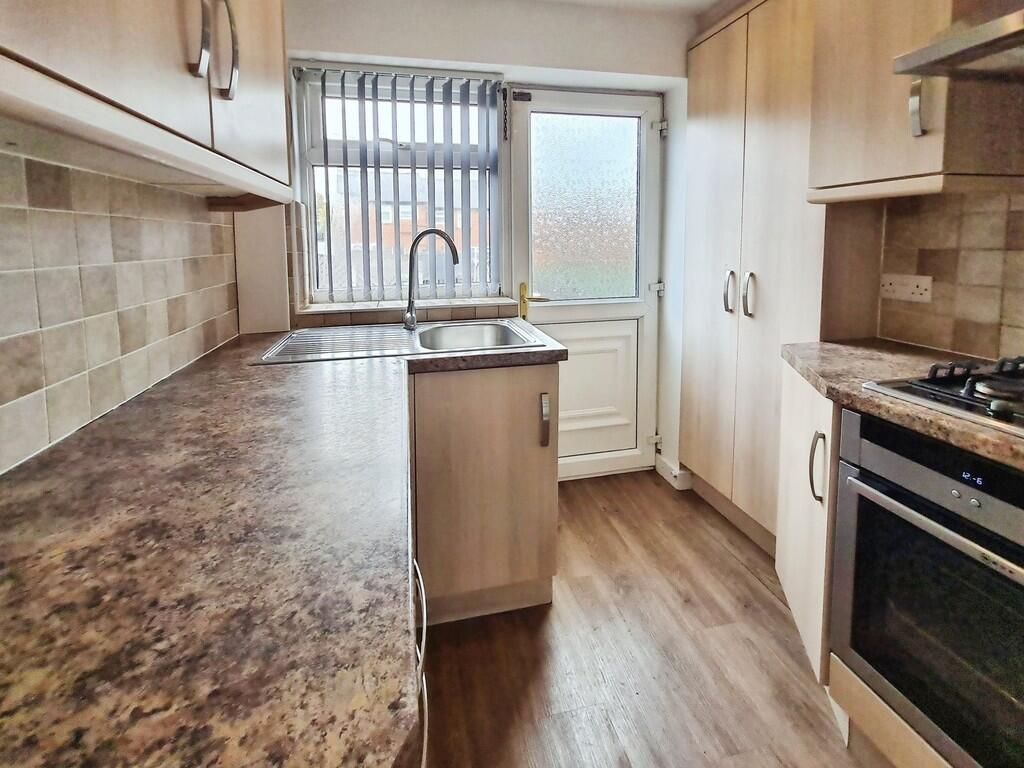 Property photo 1 of 8 Lindal Rd, London Se4