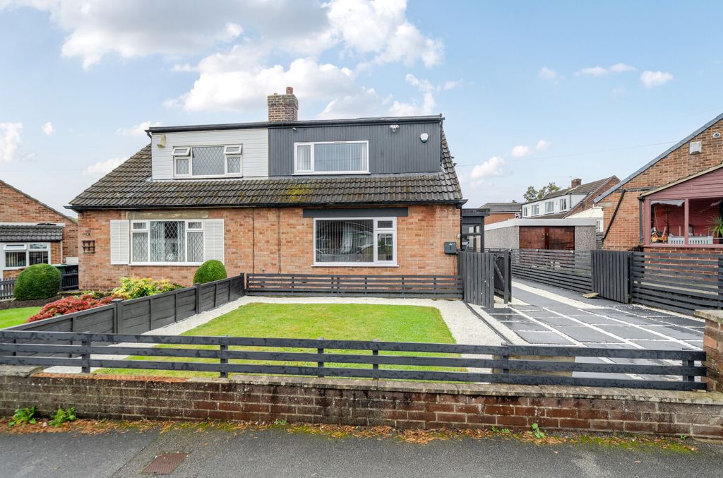 Property photo 1 of 16 1530989-17-6Ad0Ed...