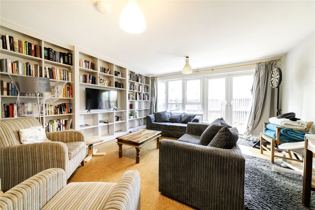 Property photo 1 of 15 Picture No. 10
