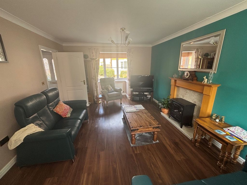 Property photo 3 of 13