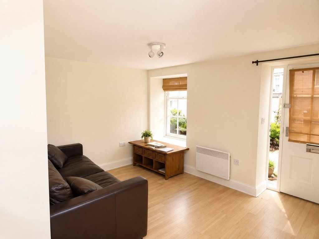 Property photo 2 of 5