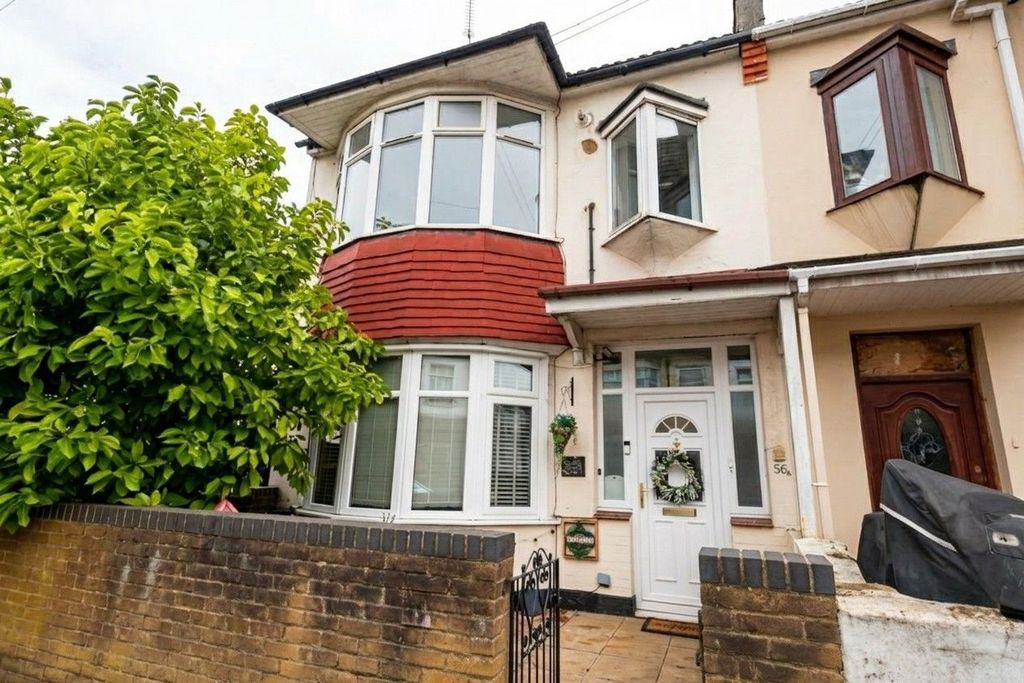 Property photo 1 of 7