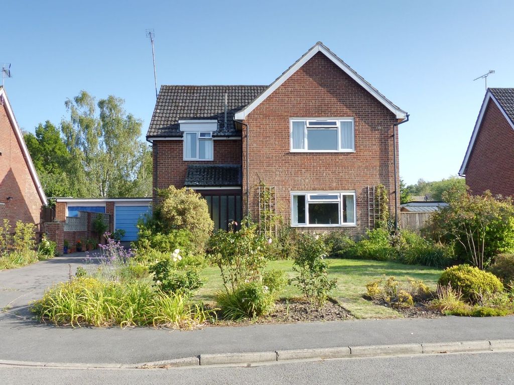 Property photo 1 of 18