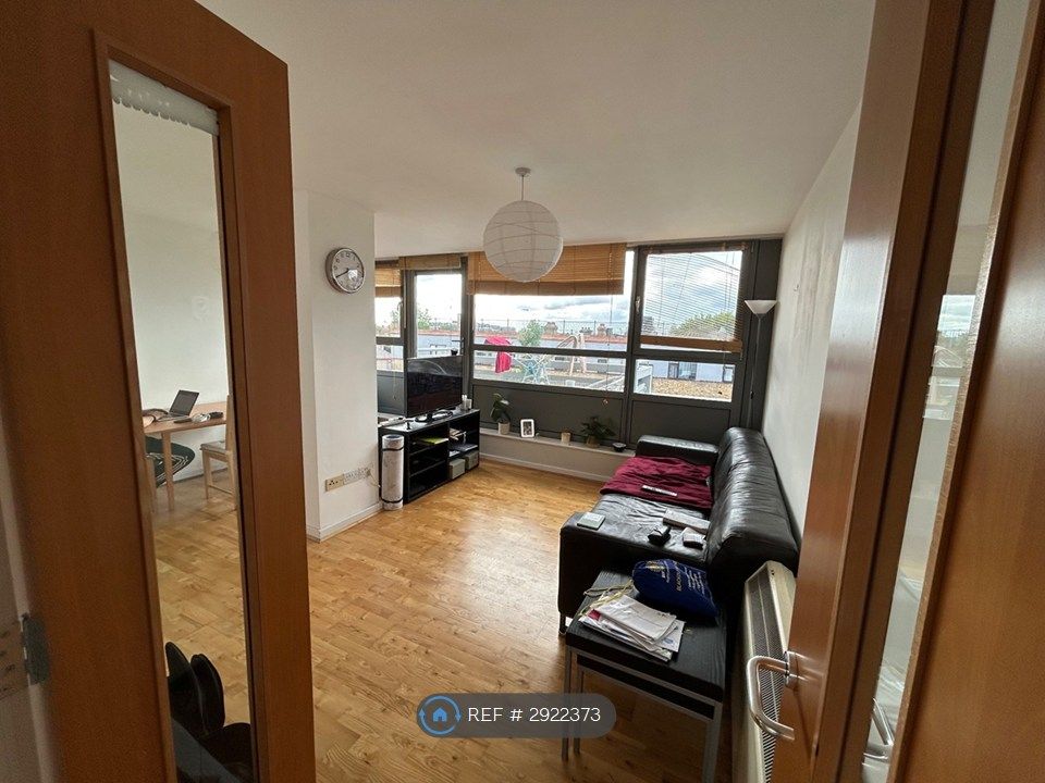 Property photo 3 of 5