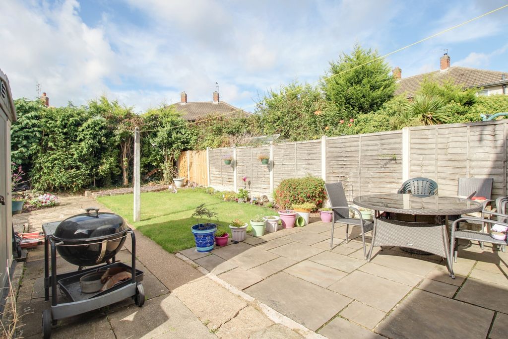Property photo 2 of 14 Rear Garden 2