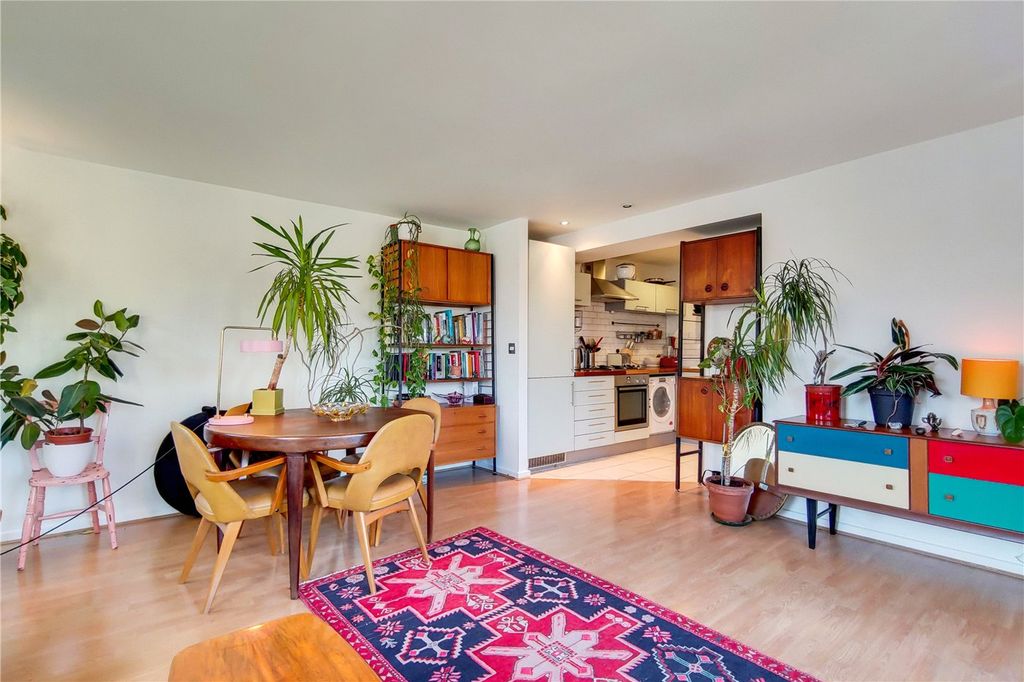 Property photo 2 of 15 Picture No. 05