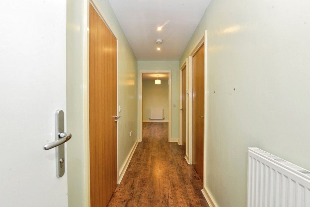 Property photo 2 of 15 Picture 2