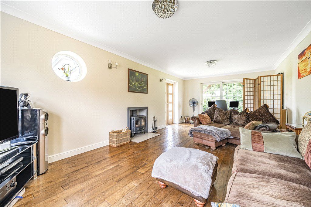 Property photo 3 of 27 Picture No. 14