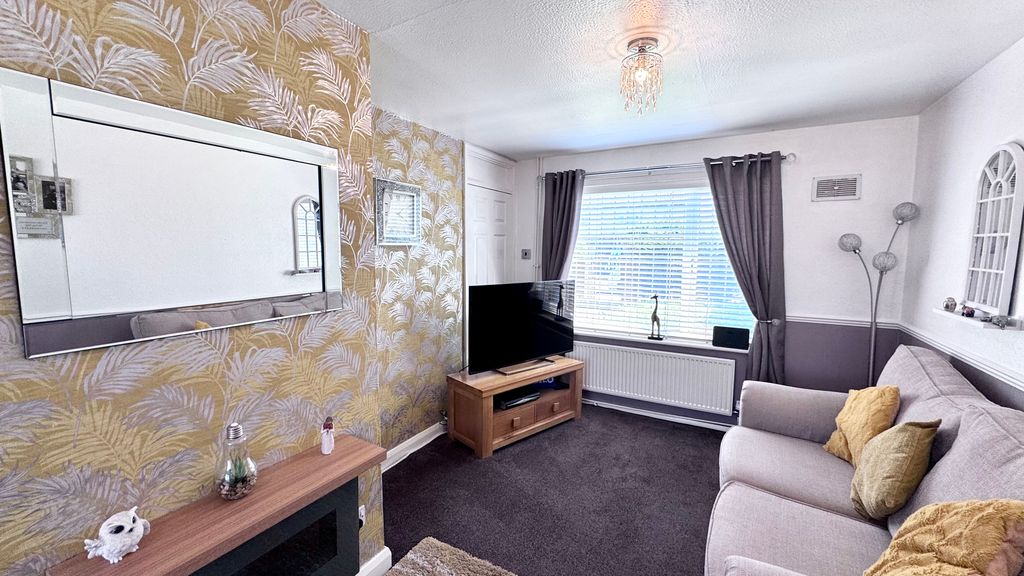 Property photo 3 of 16 Img_1116