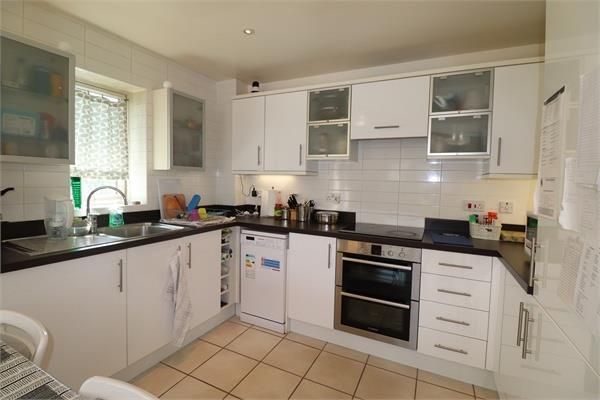 Property photo 3 of 7 Xykhi0K3N5Rjcyb1Dfkhfsj3Kga.Jpg