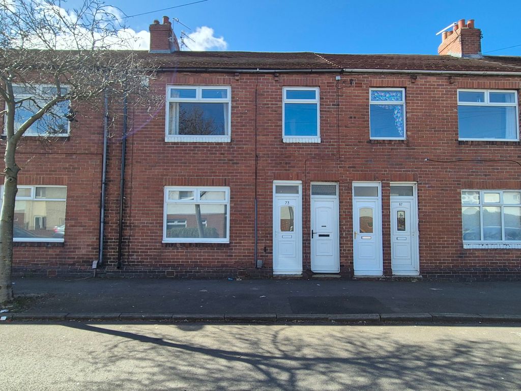 Property photo 1 of 18