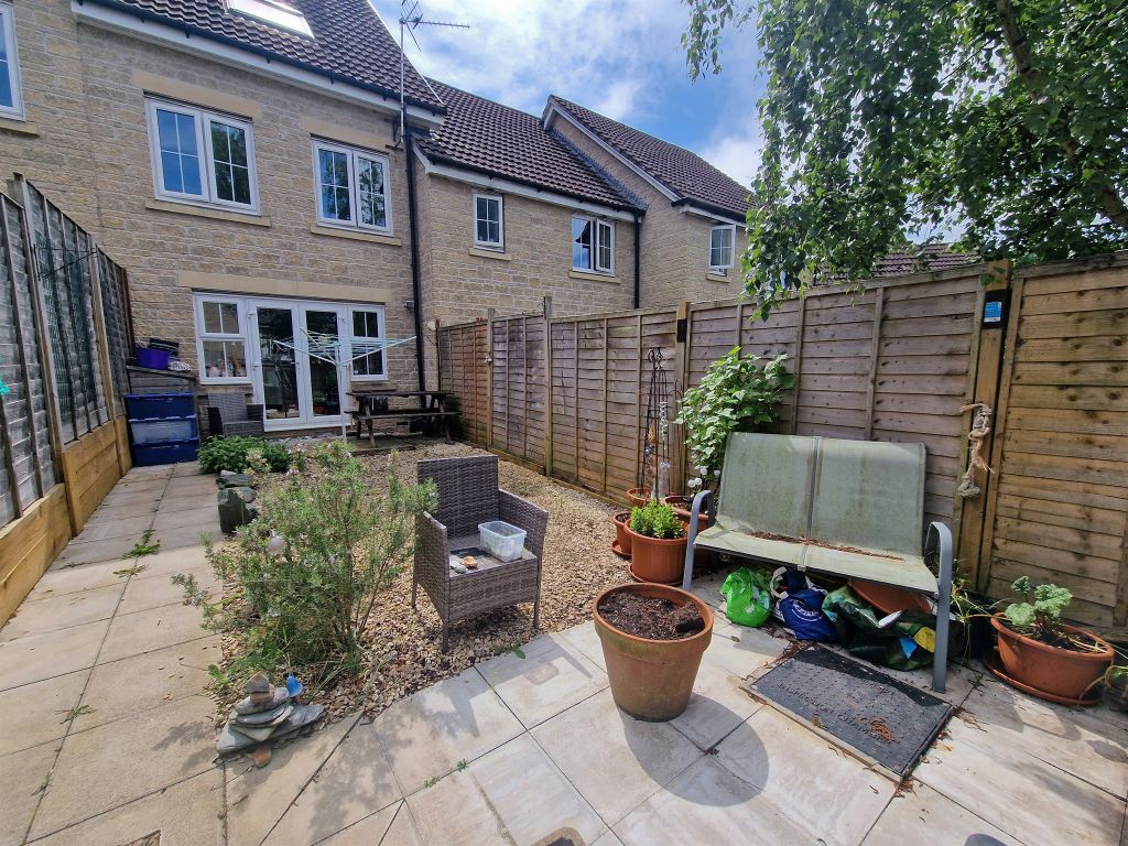 Property photo 3 of 13