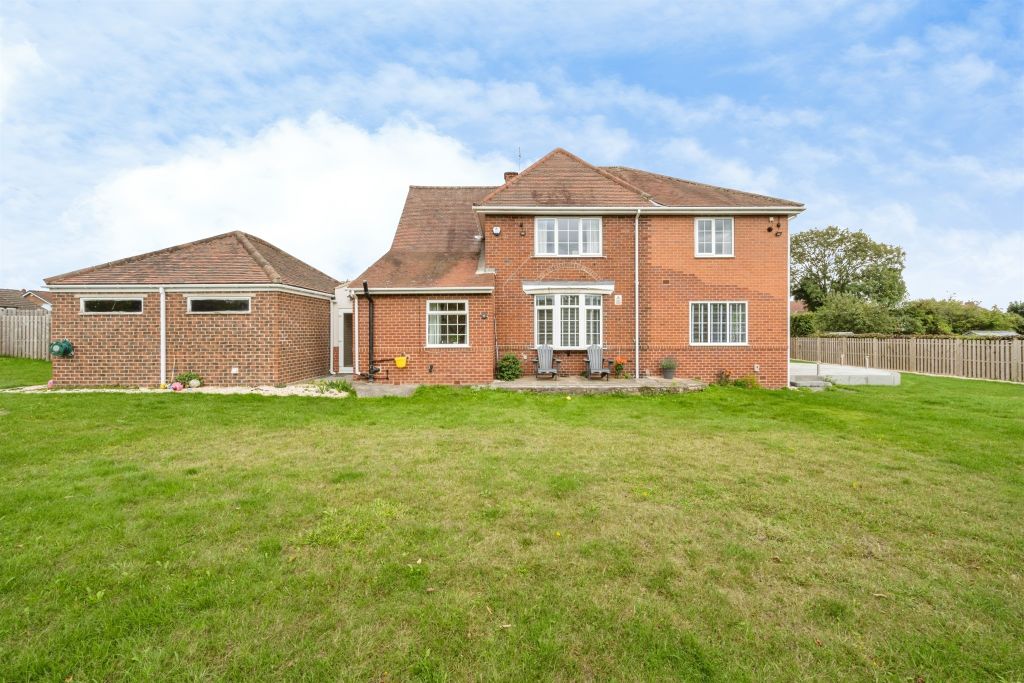Property photo 1 of 31