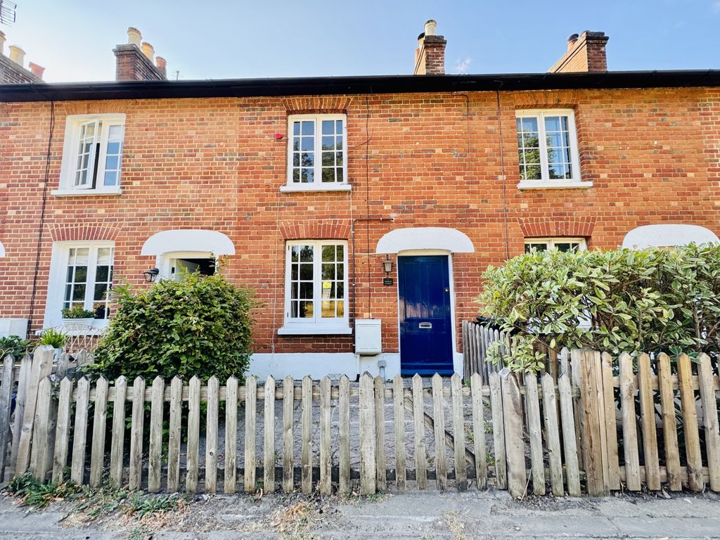 Property photo 1 of 11
