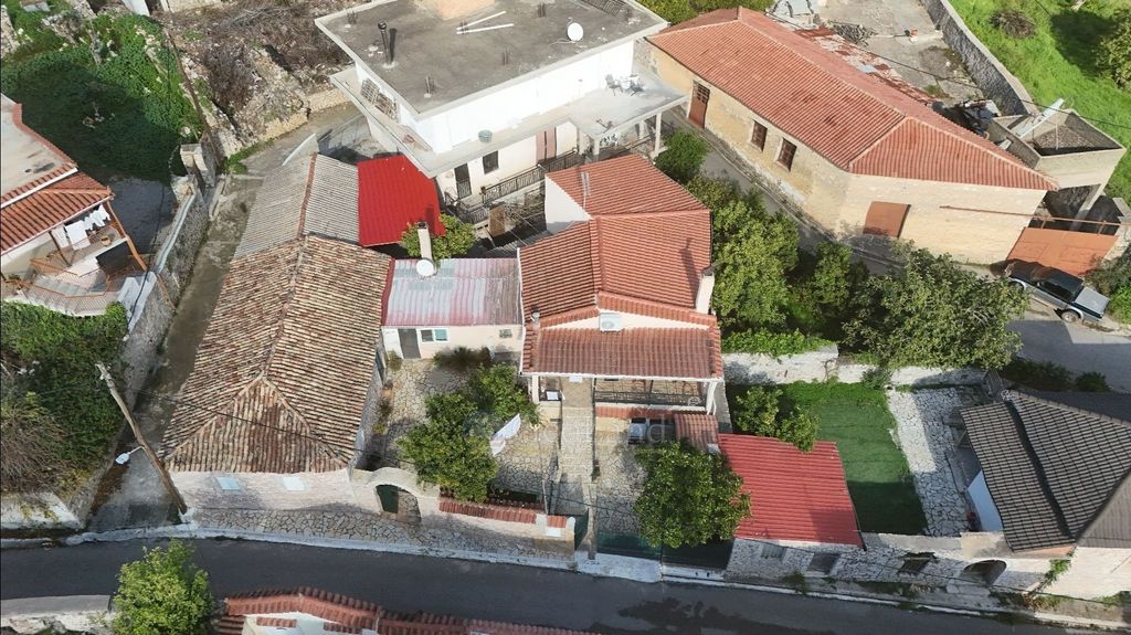 Property photo 2 of 36