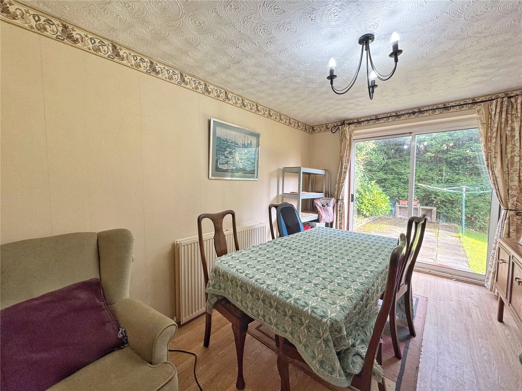 Property photo 3 of 18 Dining Room