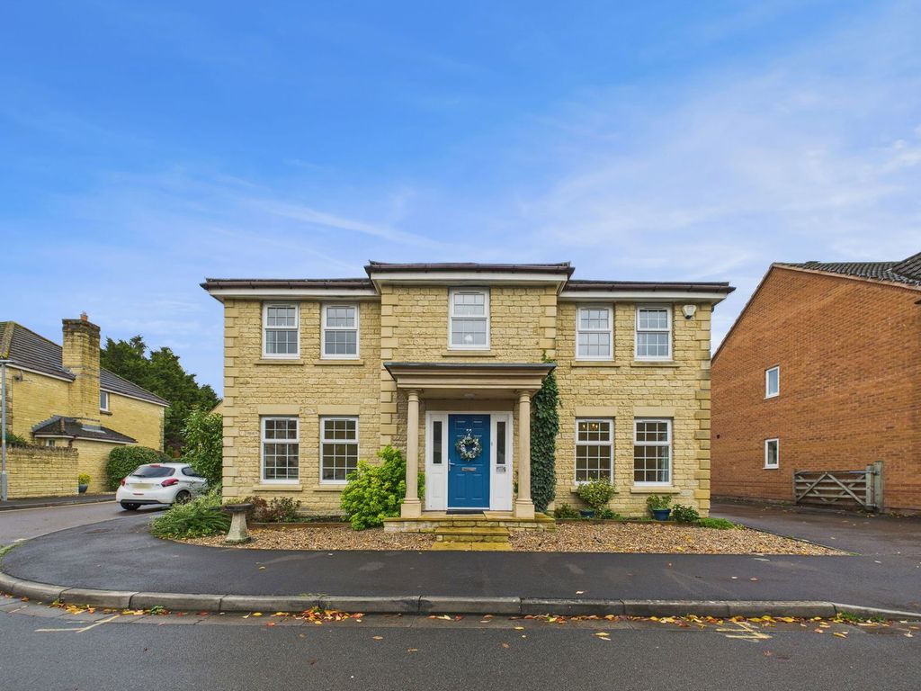 Property photo 1 of 22