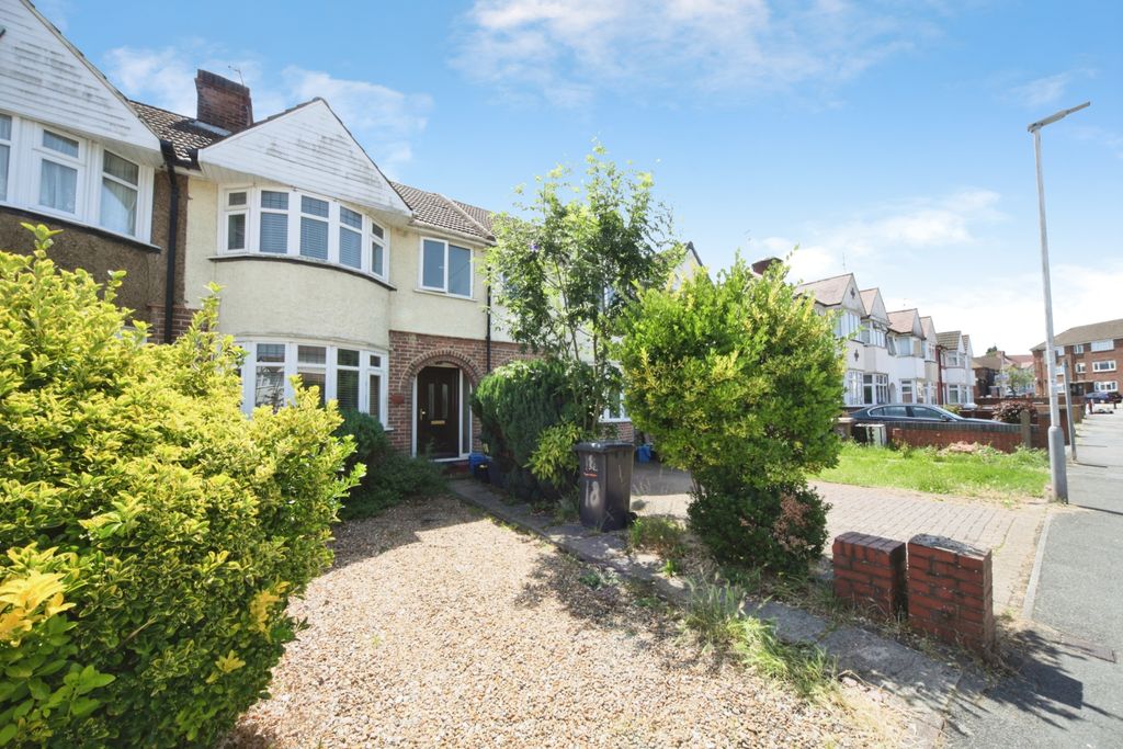 Property photo 1 of 17