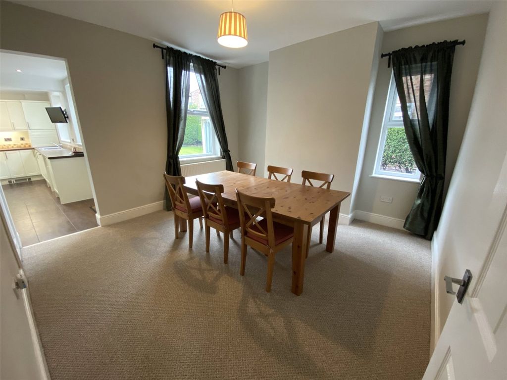 Property photo 3 of 12 Picture No. 06