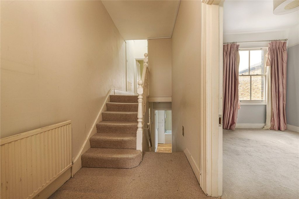 Property photo 2 of 8 Picture No. 07