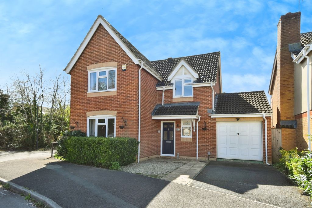 Property photo 1 of 12