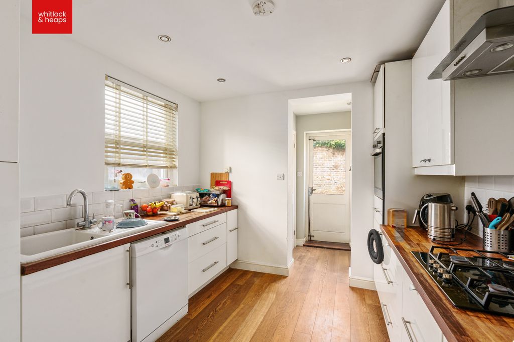 Property photo 2 of 7