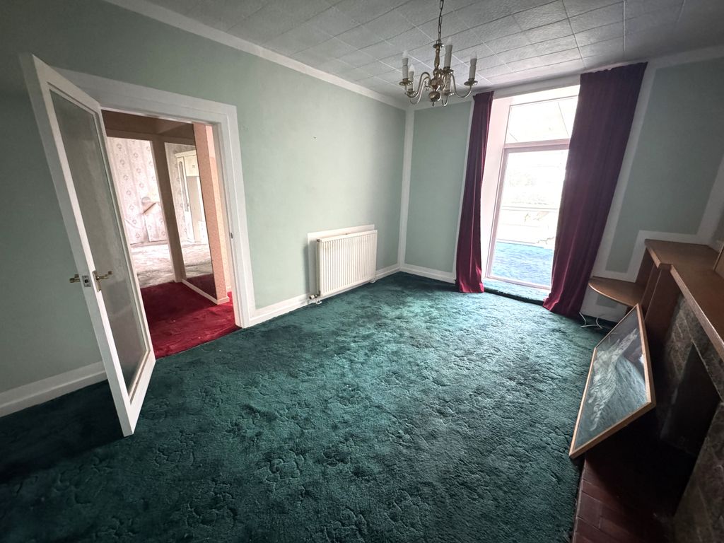 Property photo 3 of 13 3
