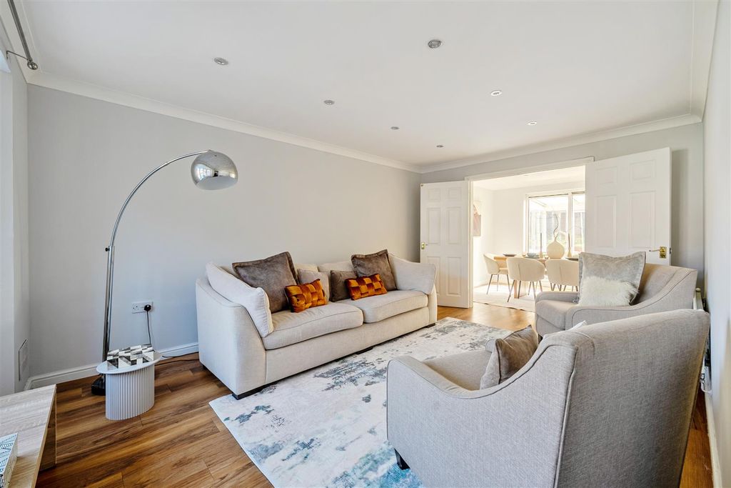 Property photo 2 of 20 1433299-4-69ba7ce617441.Jpg