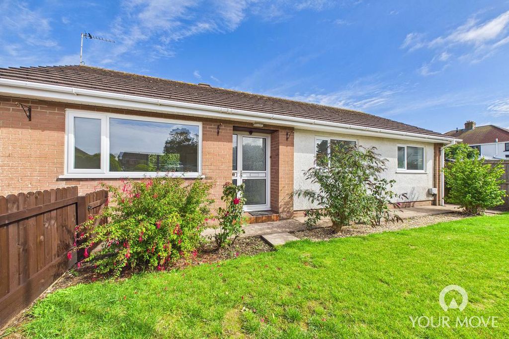 Property photo 1 of 12 Outside