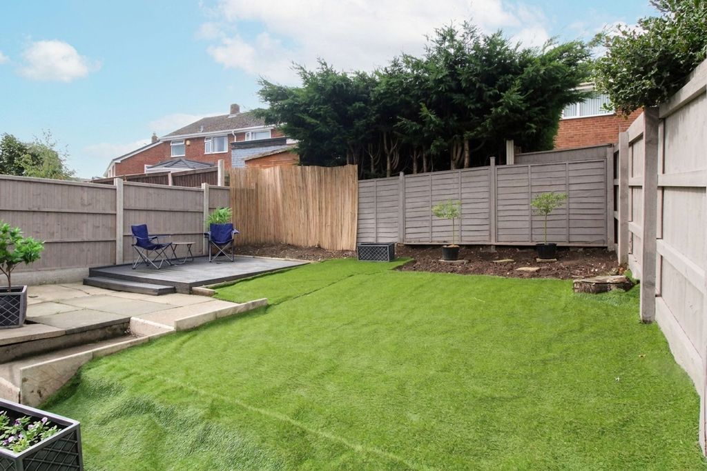 Property photo 2 of 24 Rear Garden