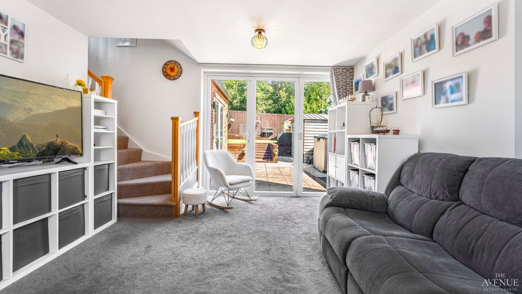 Property photo 2 of 27 4009146