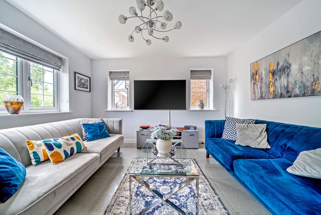 Property photo 2 of 28 1479515-24-6A316c...