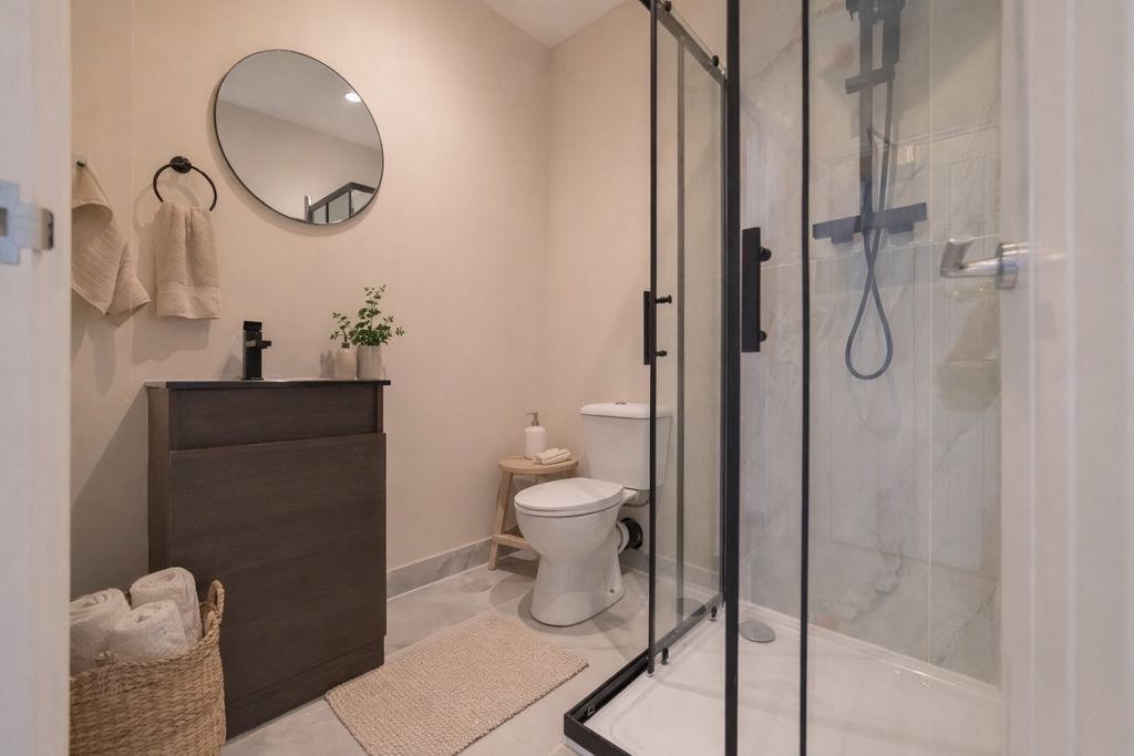 Additional image 6 of 1 bed flat for saleMajor Road, Canton CF5
