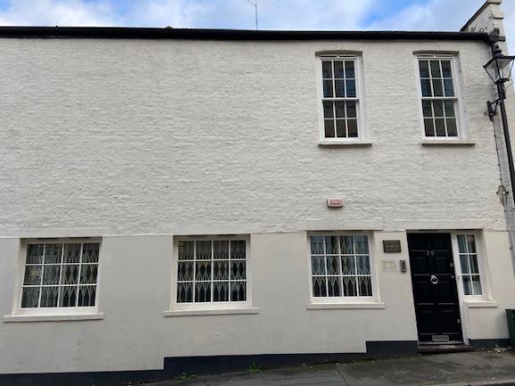 Property photo 1 of 6