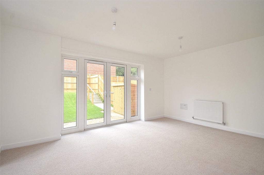 Property photo 3 of 7 Reception Room