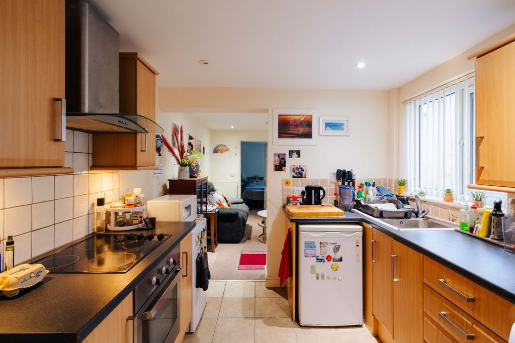 Property photo 1 of 12 Photo 1