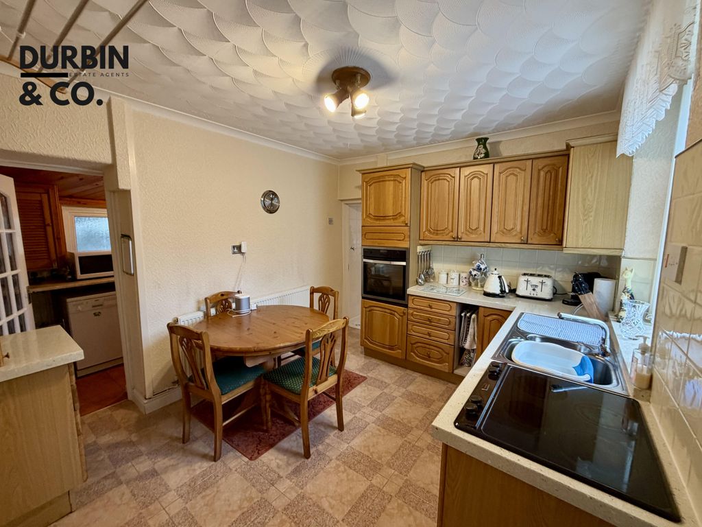 Property photo 3 of 25 Photo 7