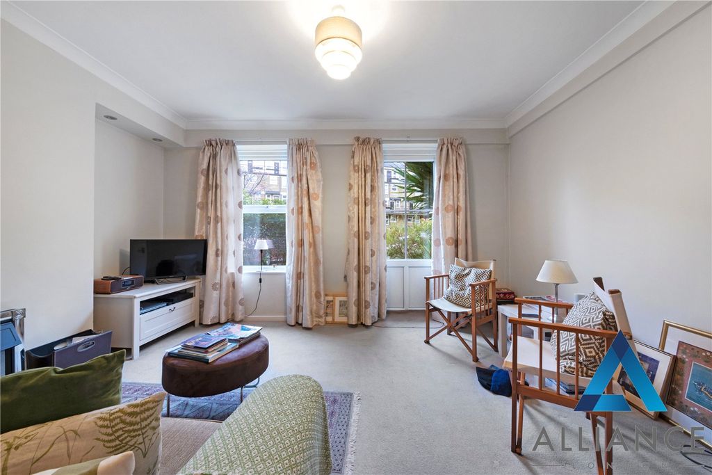 Property photo 3 of 17 Picture No. 06