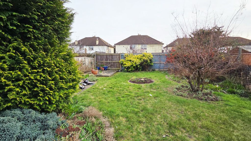 Property photo 2 of 22