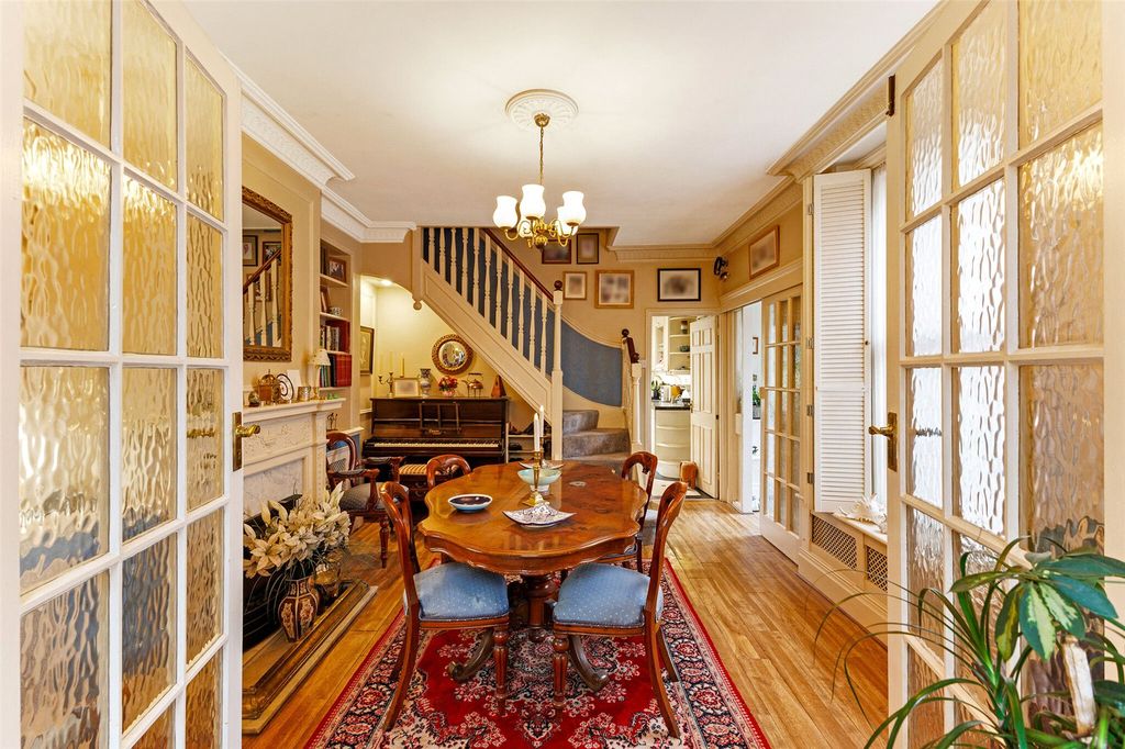 Property photo 2 of 19 Dining Room