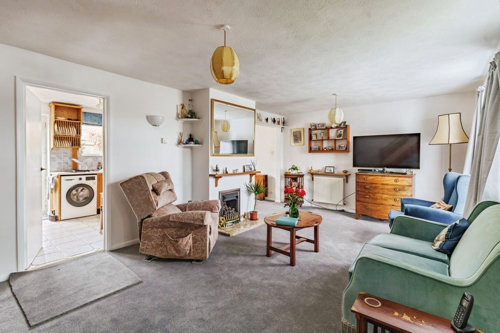 Property photo 1 of 17 Pbox-Img.Jpg