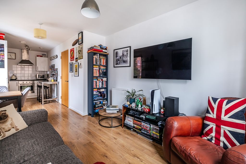 Property photo 1 of 10