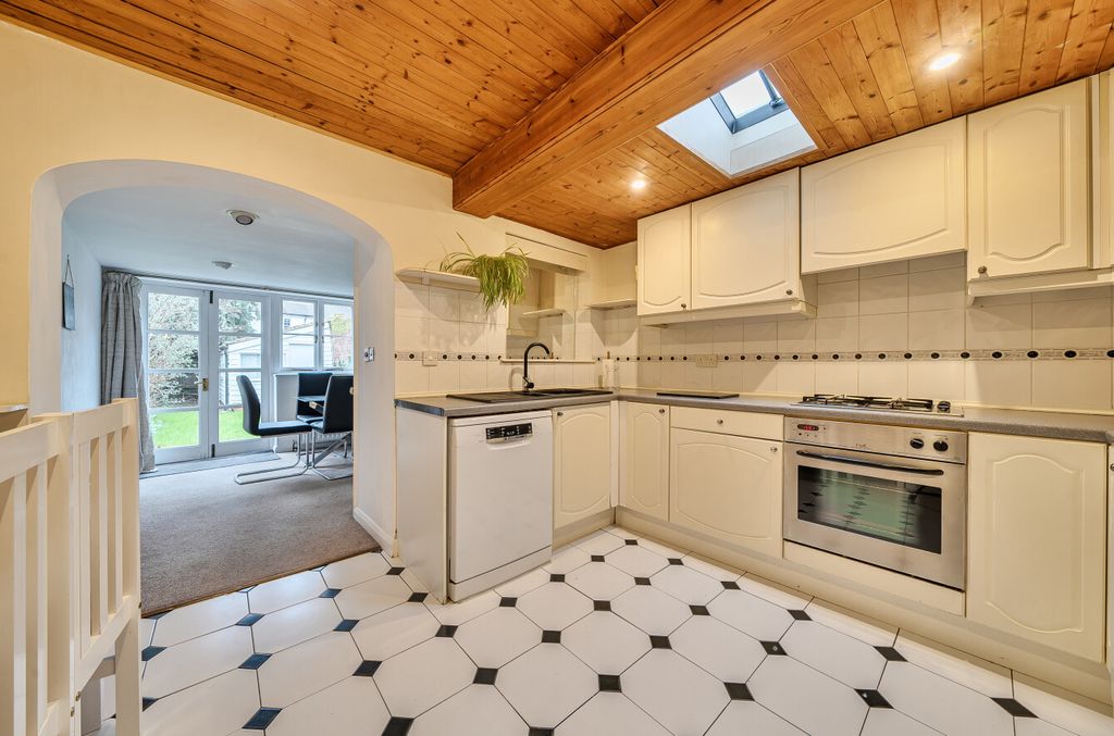 Additional image 5 of 2 bed end terrace house for saleRectory Place, Hawkwood Lane, Chislehurst, Kent BR7