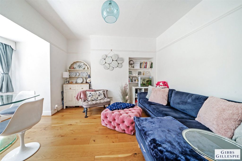 Property photo 3 of 14 Picture No. 11