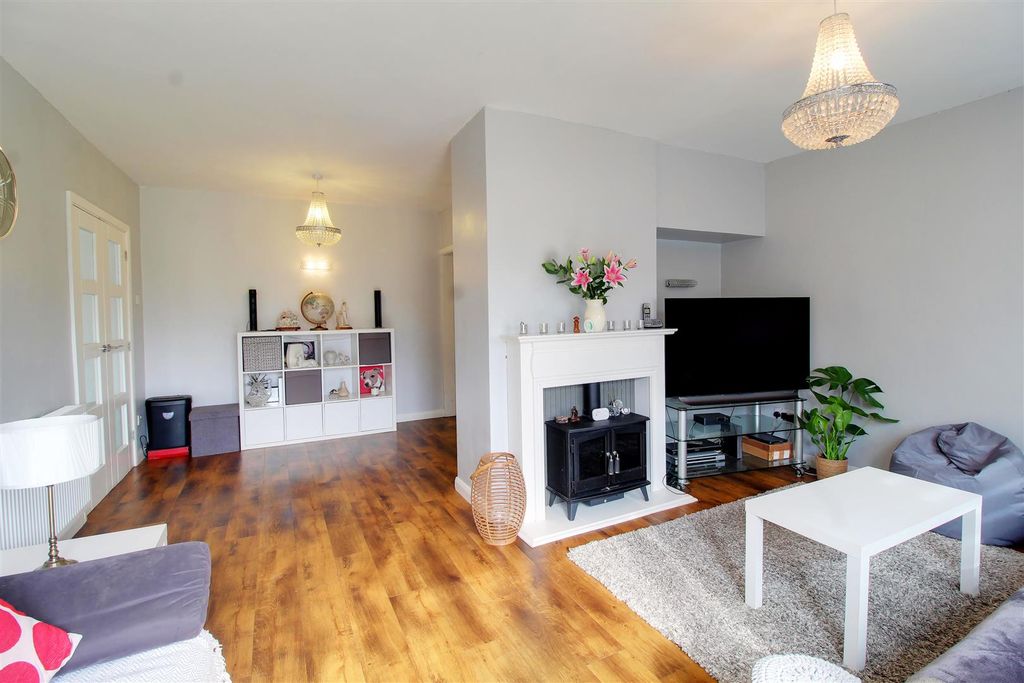 Property photo 2 of 22 Img_9391-Img_9393.Jpg