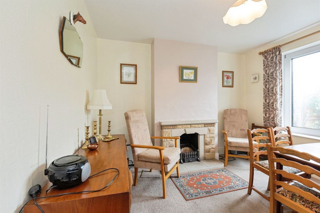 Property photo 3 of 22