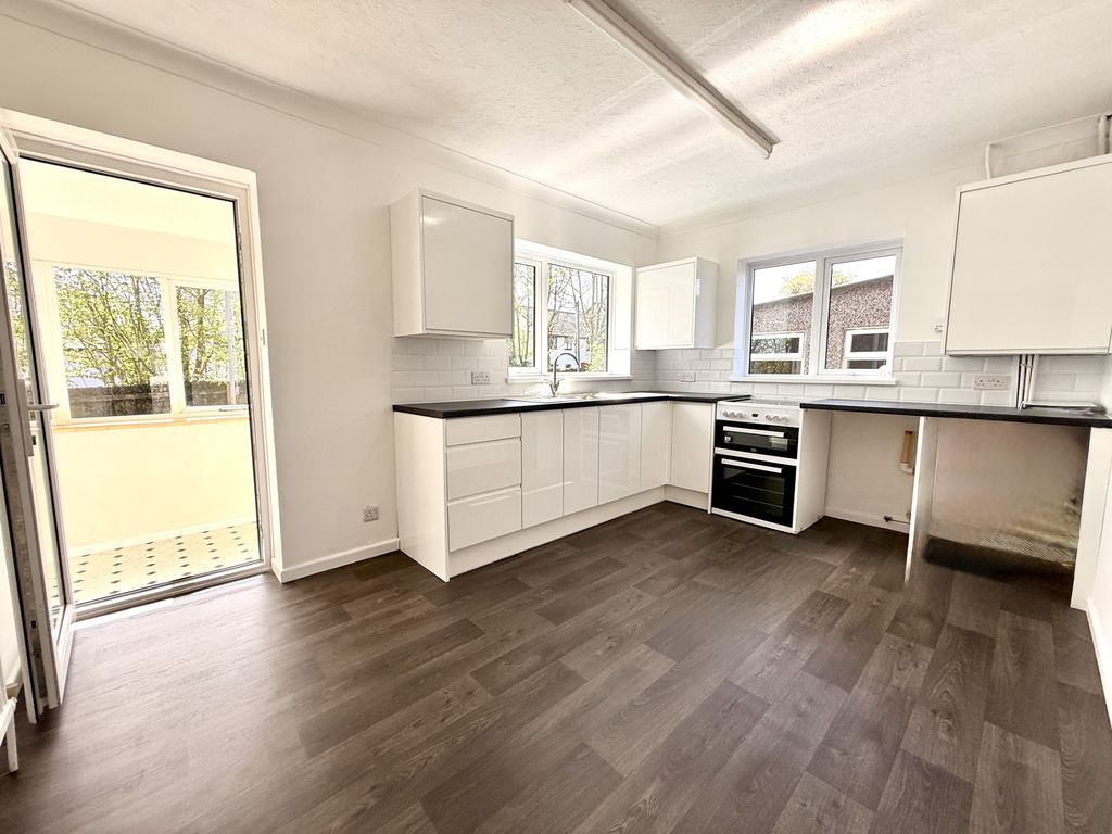 Property photo 2 of 13 Photo 1