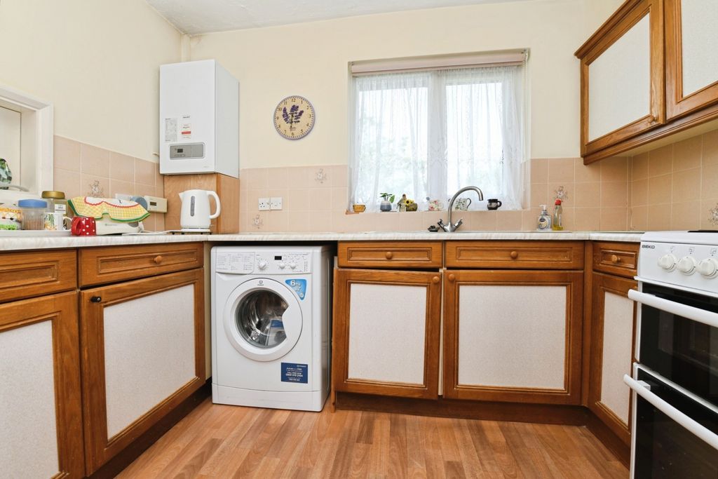 Property photo 3 of 13 Pbox-Img.Jpg