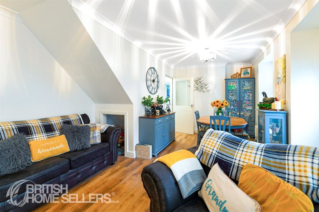 Property photo 3 of 20 Picture No. 13