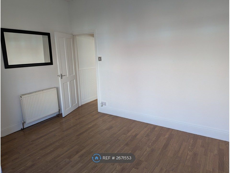 Property photo 2 of 10 Living Room